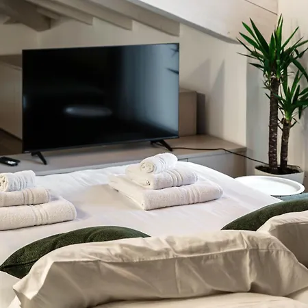 Amazing Attic With Terrace On Harbour *