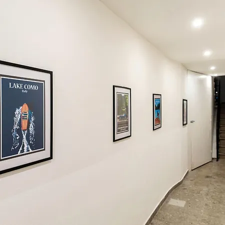 Apartamento Amazing Attic With Terrace On Harbour Como