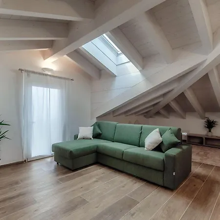 Amazing Attic With Terrace On Harbour Apartman *