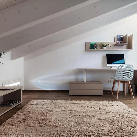 Lägenhet Amazing Attic With Terrace On Harbour