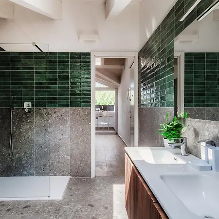 Amazing Attic With Terrace On Harbour * Como