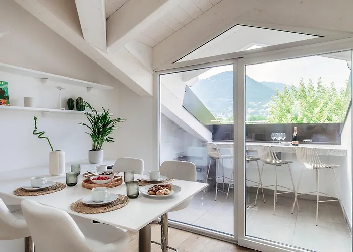 Amazing Attic With Terrace On Harbour Apartamento
