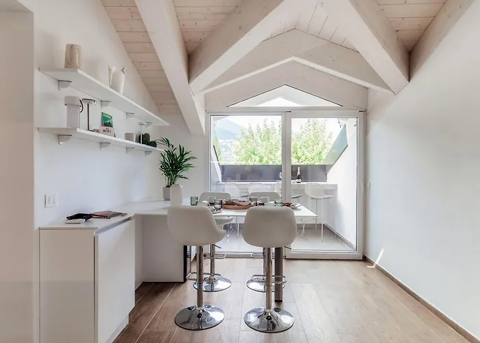 Amazing Attic With Terrace On Harbour Apartamento