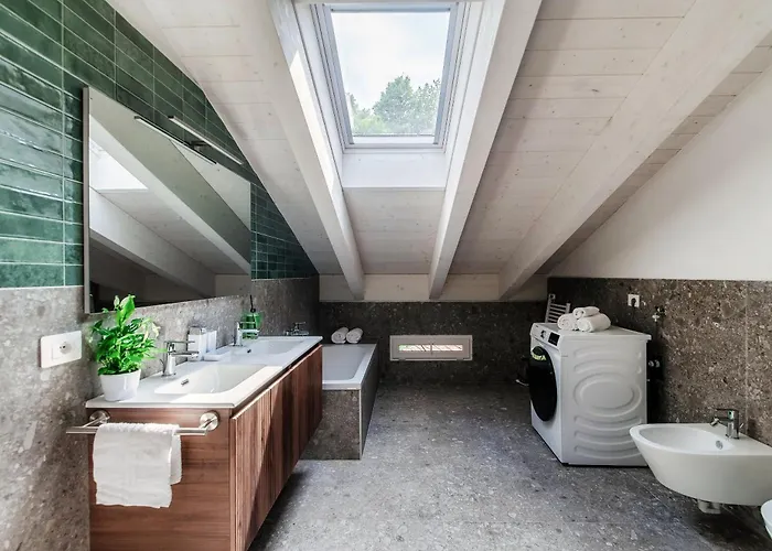 Amazing Attic With Terrace On Harbour Como