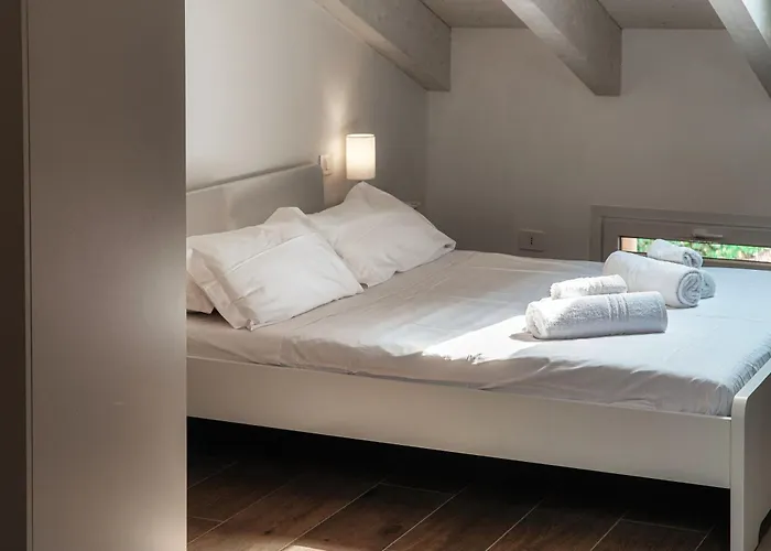 Amazing Attic With Terrace On Harbour Apartamento Como