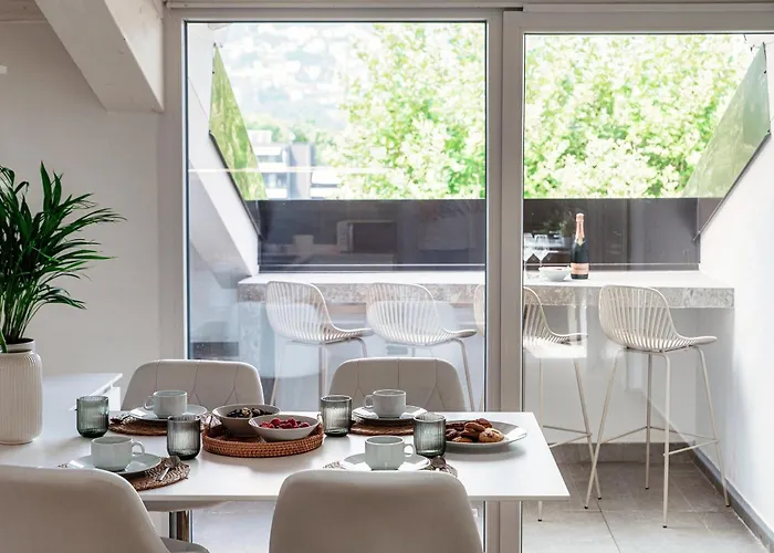Amazing Attic With Terrace On Harbour Apartamento *