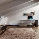 Amazing Attic With Terrace On Harbour Όπως